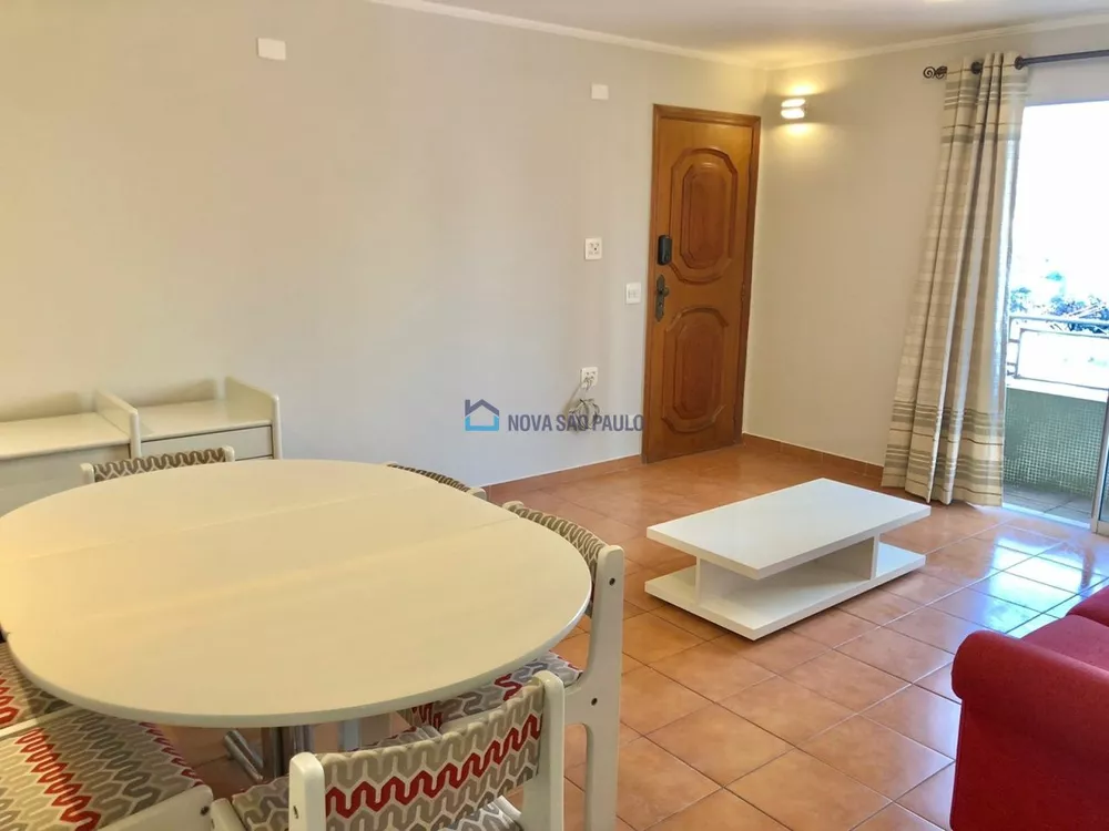 Apartamento à venda com 2 quartos, 72m² - Foto 2