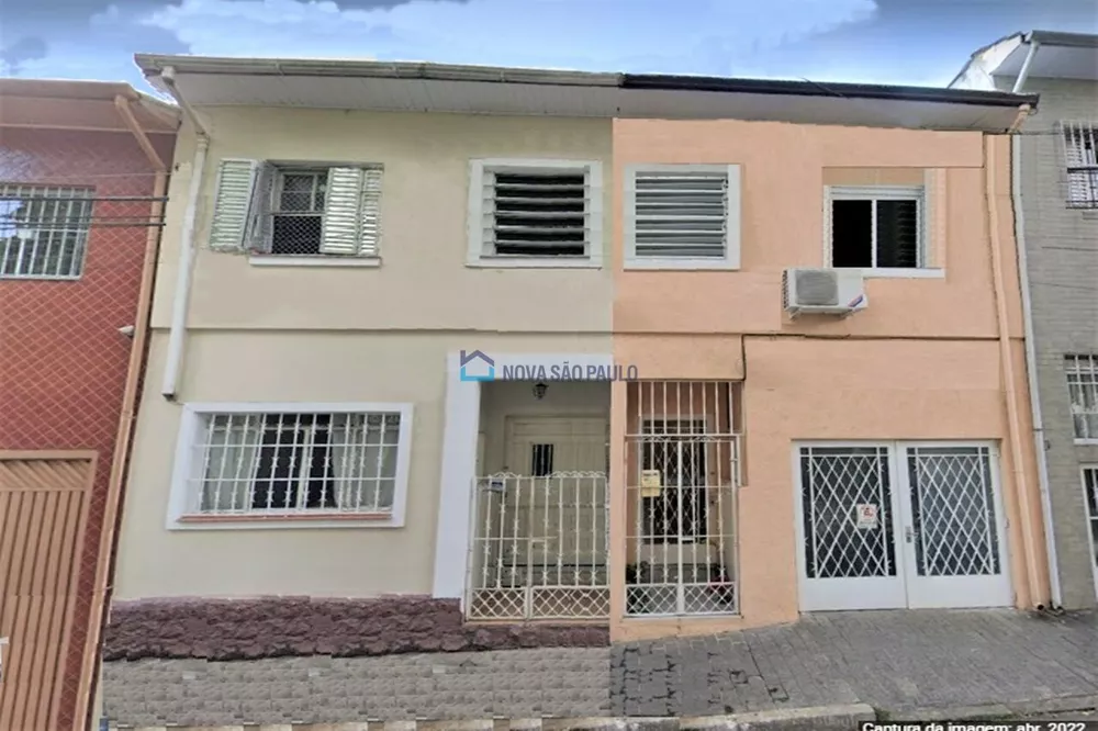 Casa à venda com 3 quartos, 100m² - Foto 1