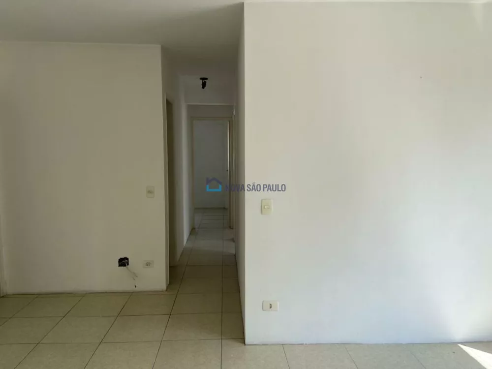 Apartamento à venda com 3 quartos, 68m² - Foto 3