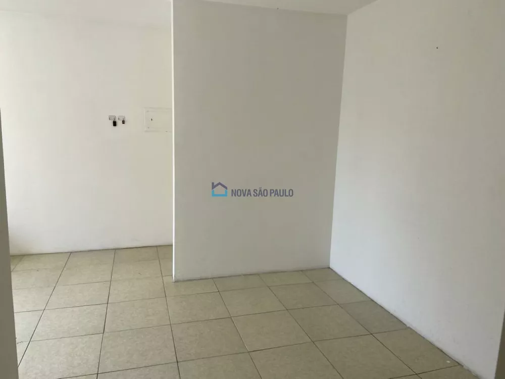 Apartamento à venda com 3 quartos, 68m² - Foto 2