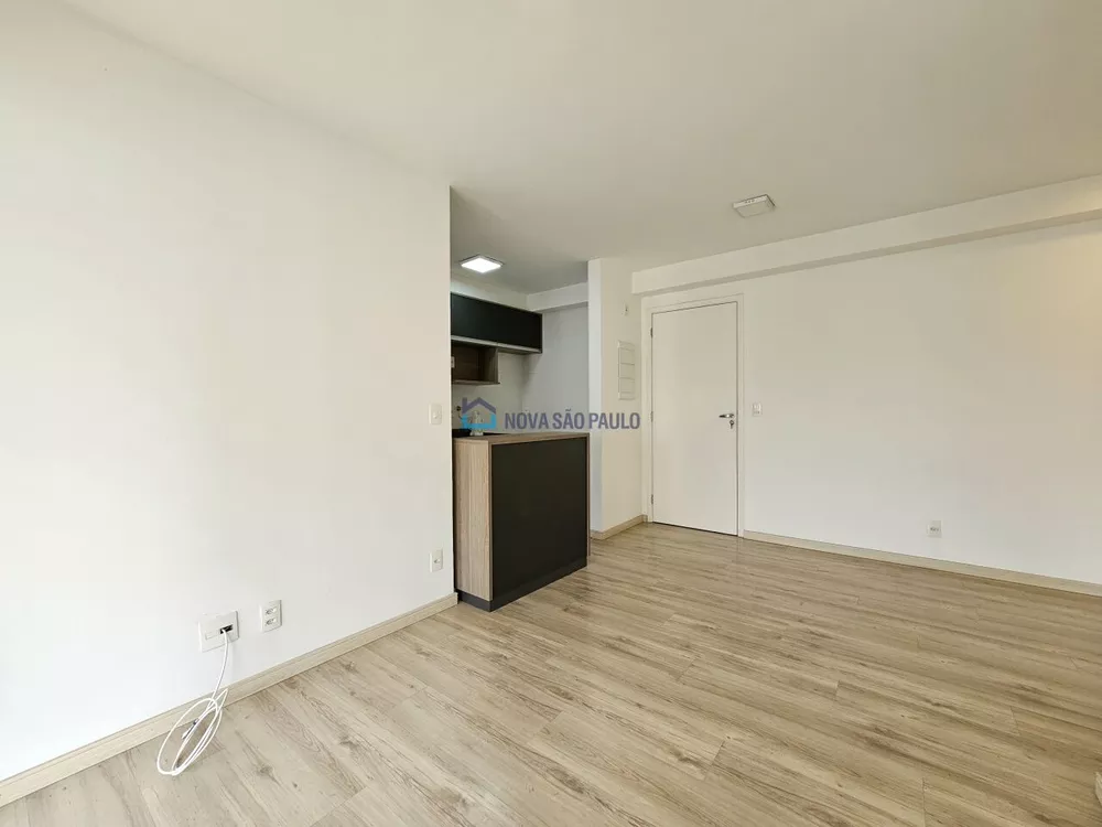 Apartamento à venda com 2 quartos, 61m² - Foto 4