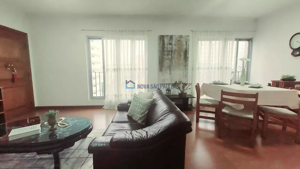 Apartamento à venda com 3 quartos, 113m² - Foto 1