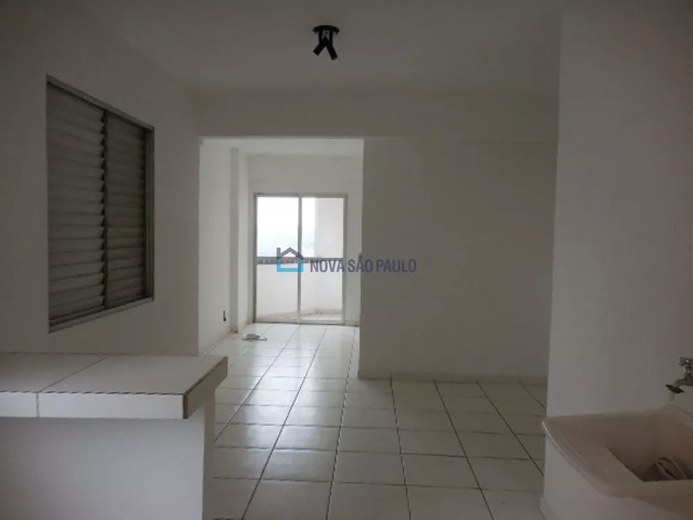 Apartamento para alugar com 1 quarto, 44m² - Foto 2