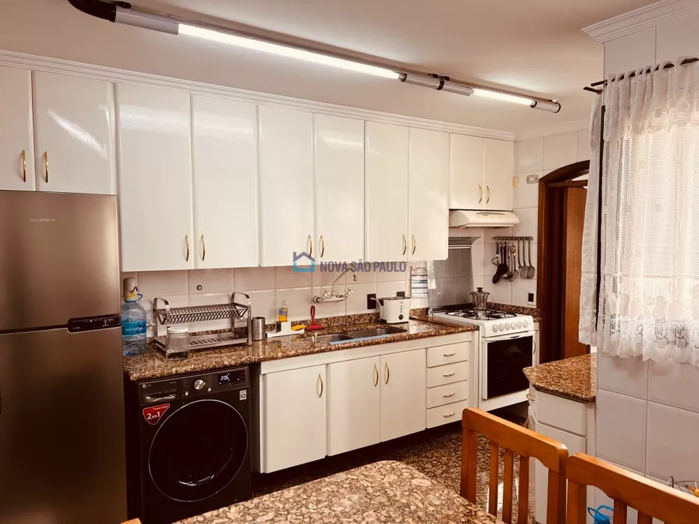 Apartamento à venda e aluguel com 3 quartos, 260m² - Foto 2