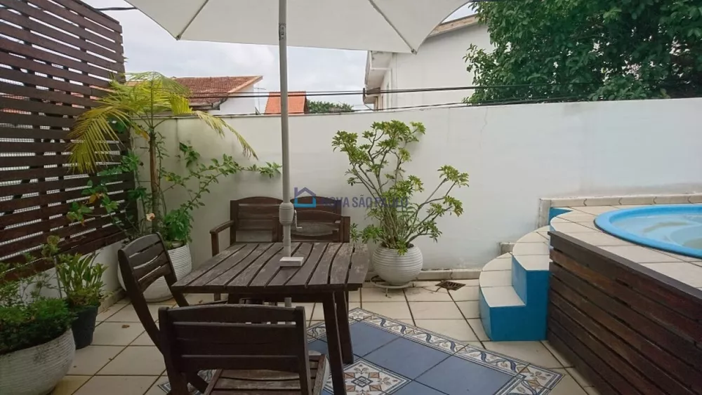 Casa à venda com 3 quartos, 160m² - Foto 3