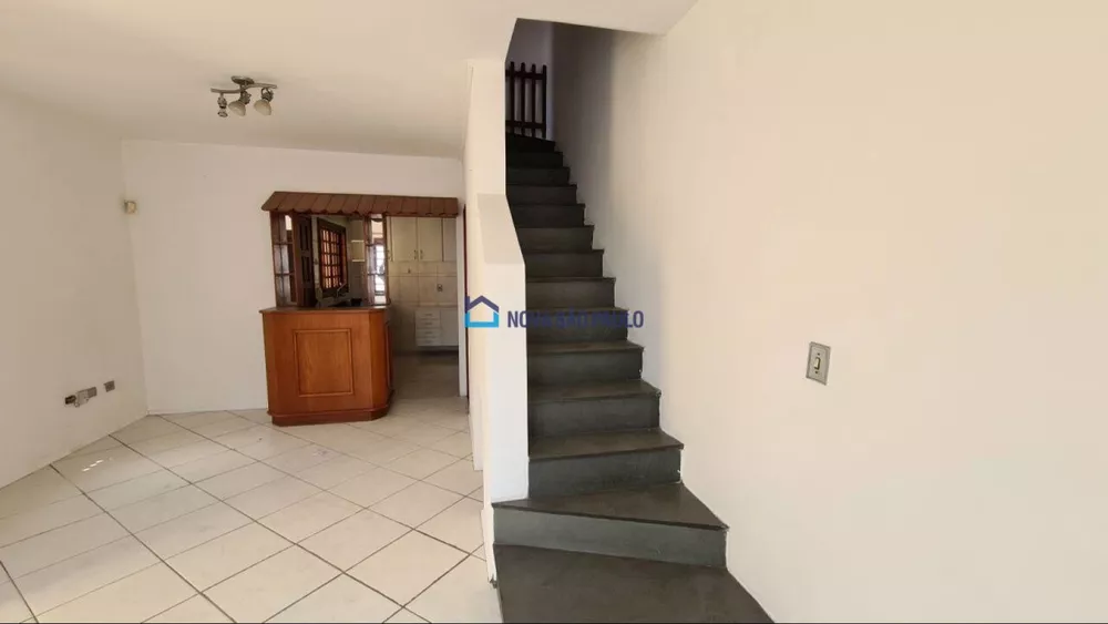 Casa para alugar com 3 quartos, 150m² - Foto 4