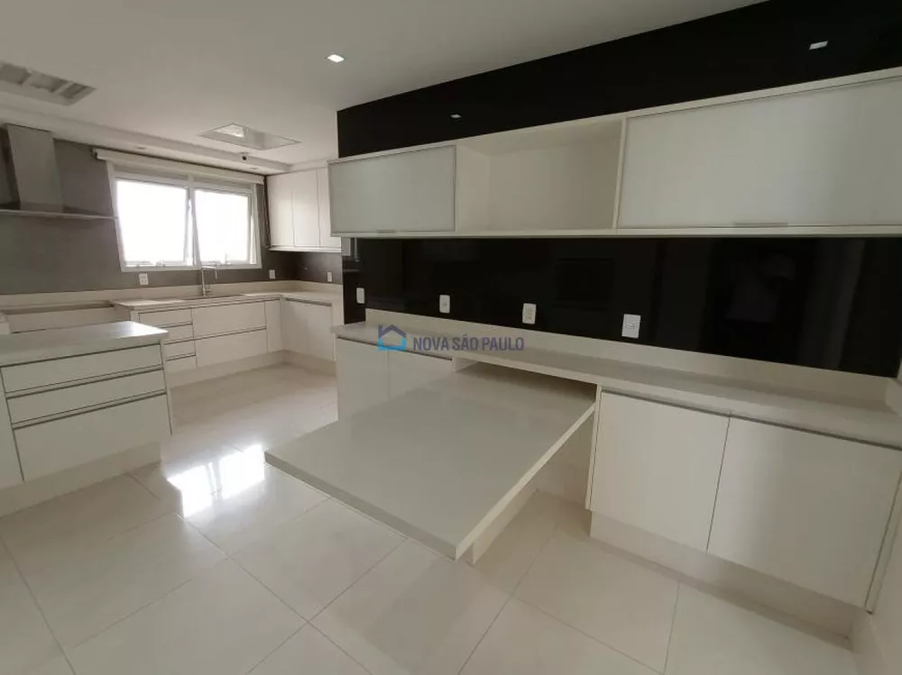 Apartamento à venda com 4 quartos, 288m² - Foto 5