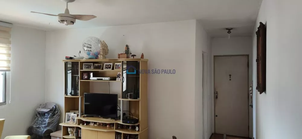 Apartamento à venda com 2 quartos, 60m² - Foto 1