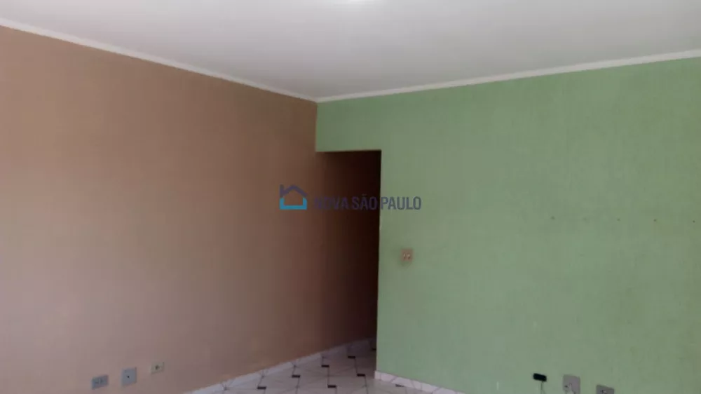 Casa à venda com 2 quartos, 380m² - Foto 4