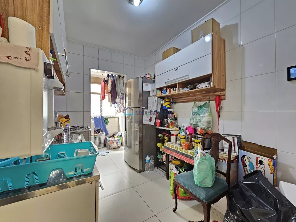 Apartamento à venda com 2 quartos, 75m² - Foto 3