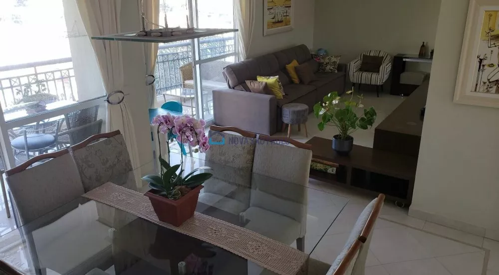 Apartamento à venda com 3 quartos, 138m² - Foto 3