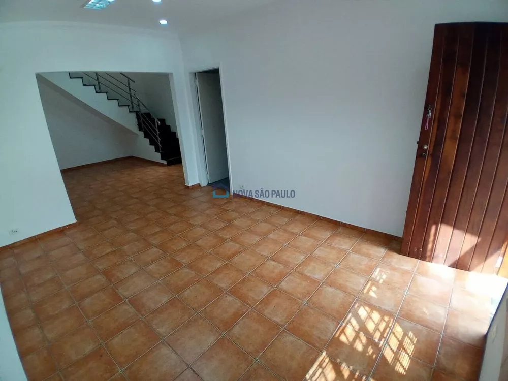 Casa à venda com 3 quartos, 147m² - Foto 4