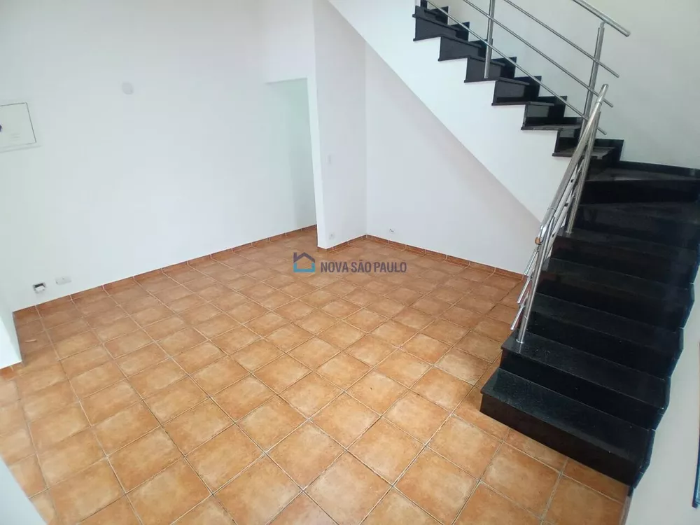 Casa à venda com 3 quartos, 147m² - Foto 2