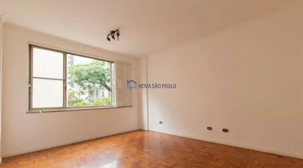 Apartamento à venda com 3 quartos, 124m² - Foto 1