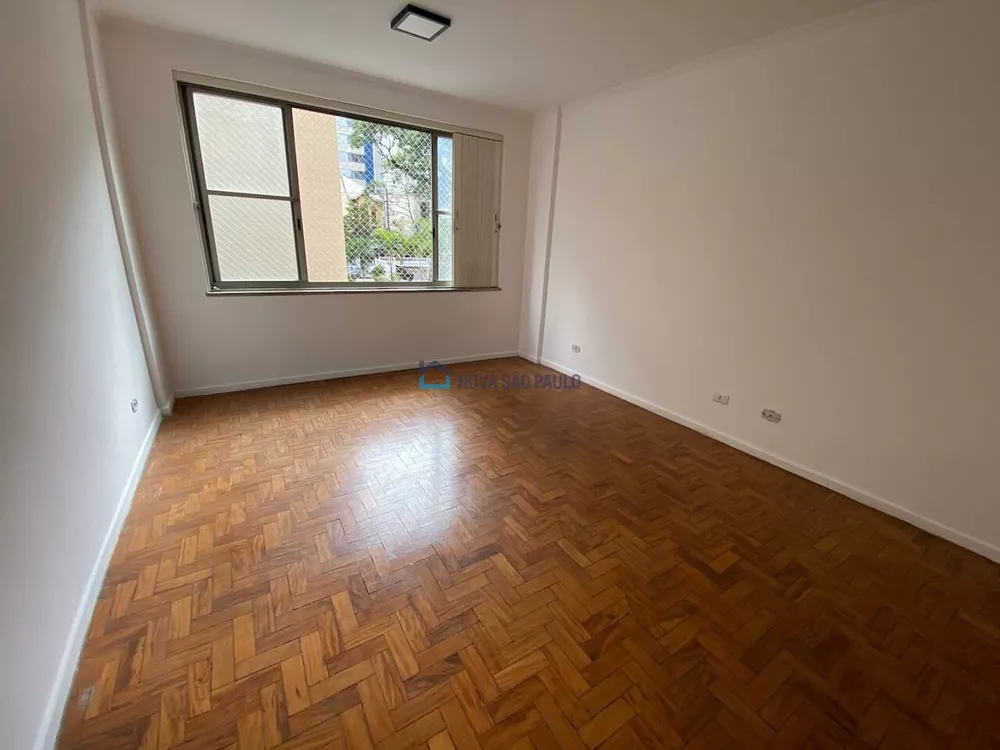 Apartamento à venda com 3 quartos, 124m² - Foto 2