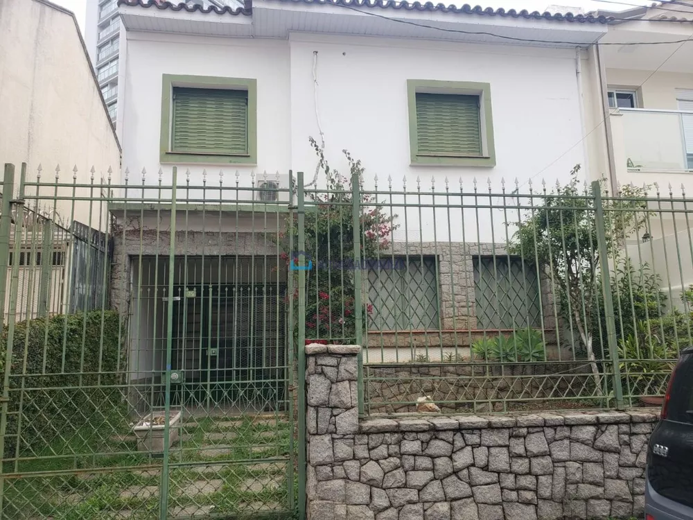 Casa à venda com 3 quartos, 180m² - Foto 1