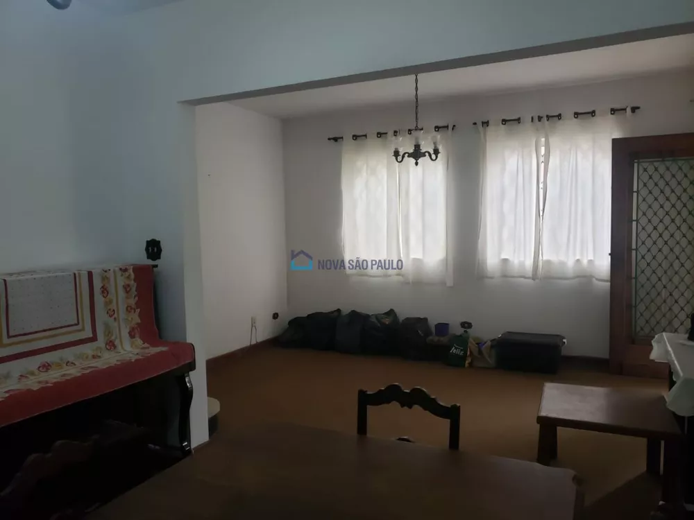 Casa à venda com 3 quartos, 180m² - Foto 4