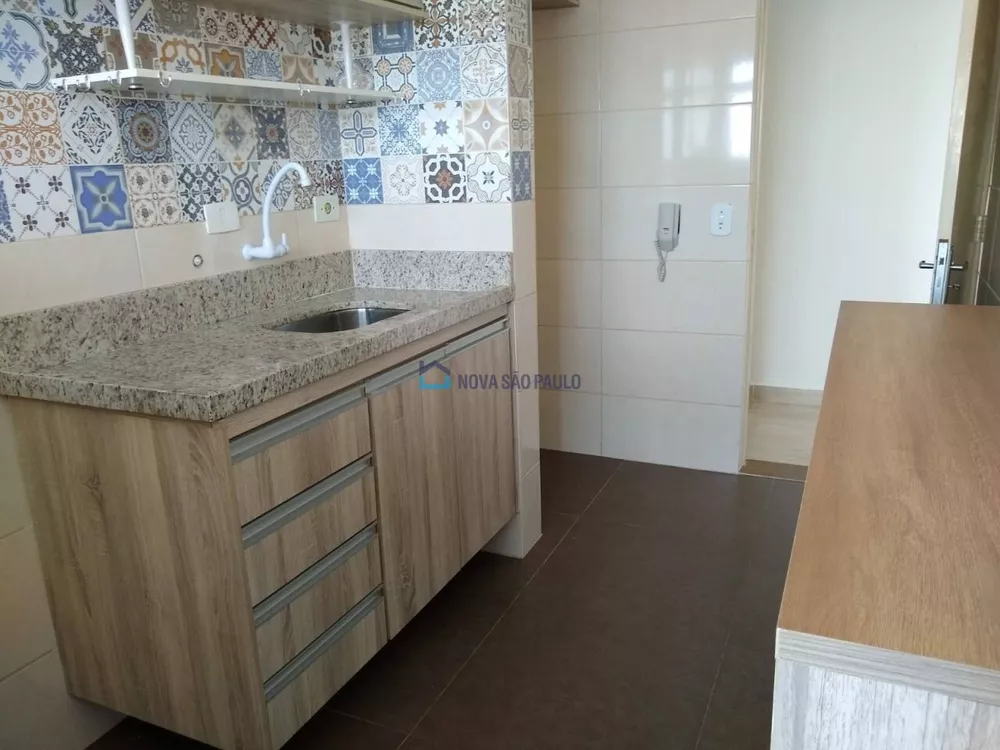 Apartamento à venda com 2 quartos, 60m² - Foto 8