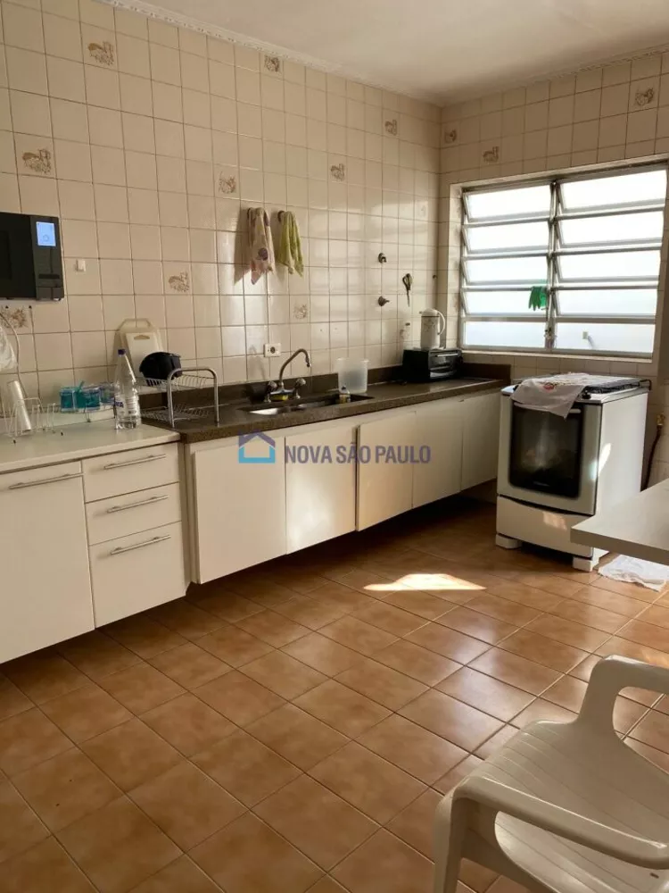 Casa à venda com 3 quartos, 200m² - Foto 4