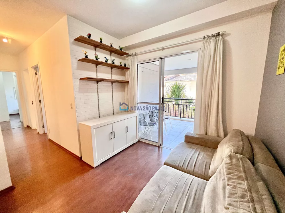 Apartamento à venda com 2 quartos, 67m² - Foto 2