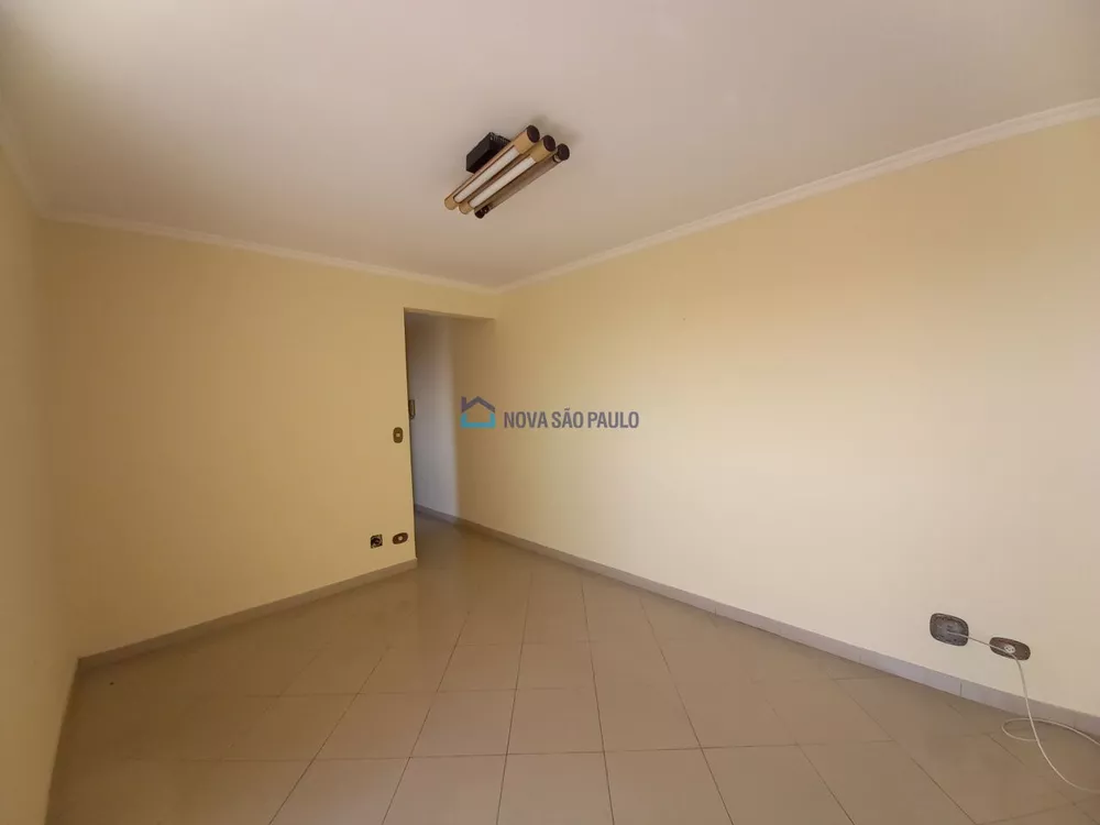 Apartamento à venda com 2 quartos, 65m² - Foto 4