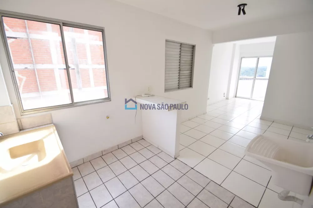 Apartamento para alugar com 2 quartos, 65m² - Foto 3