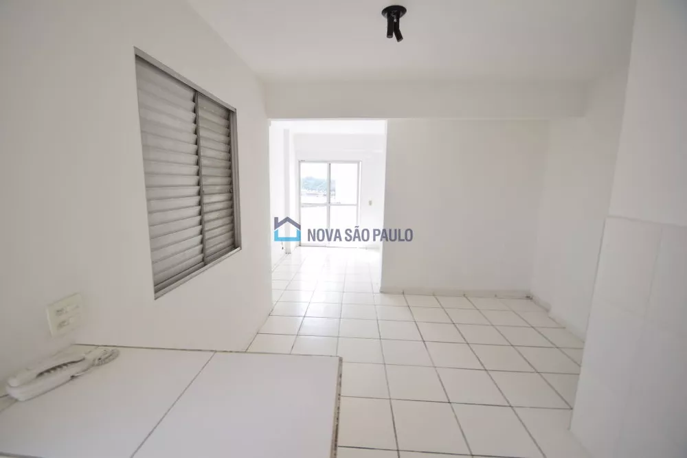 Apartamento para alugar com 2 quartos, 65m² - Foto 4