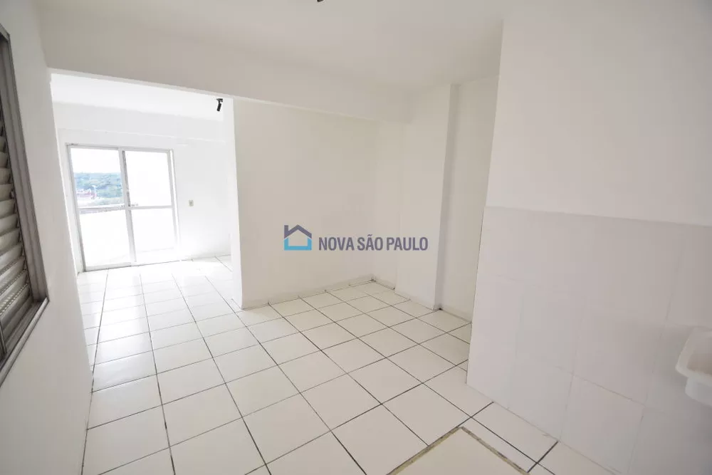 Apartamento para alugar com 2 quartos, 65m² - Foto 5