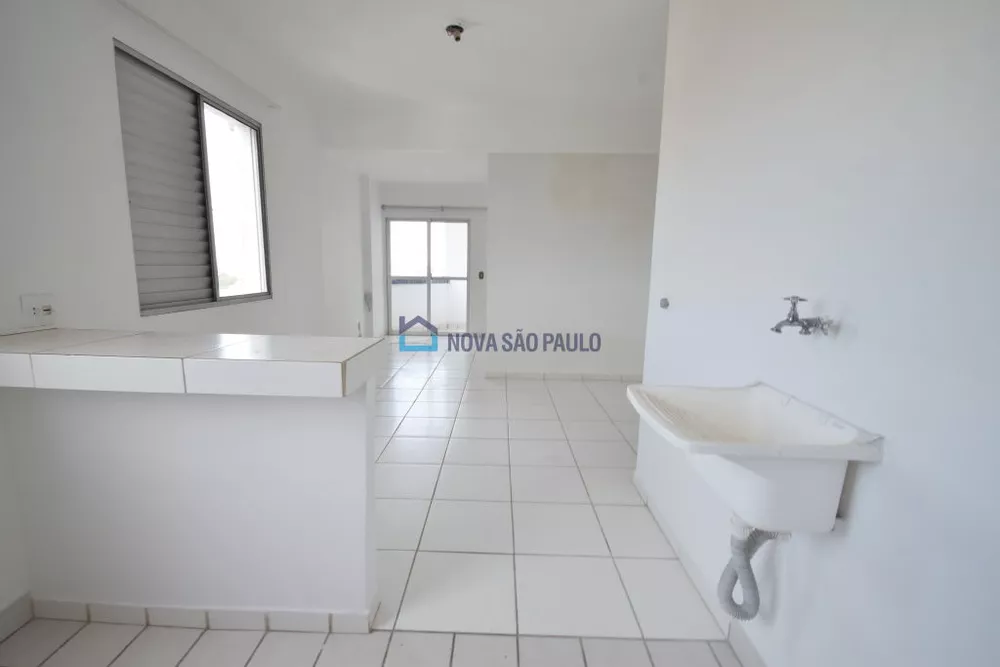 Apartamento para alugar com 2 quartos, 65m² - Foto 2