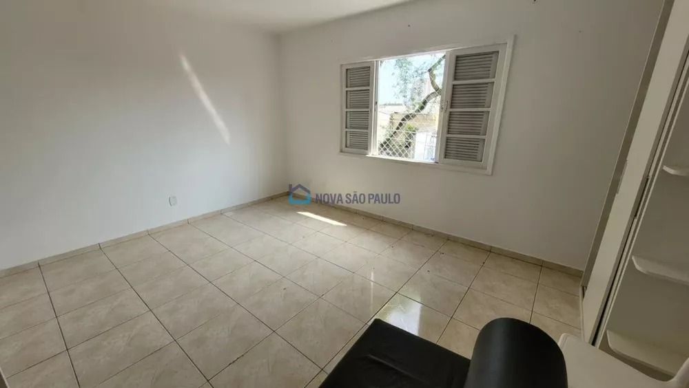 Casa à venda com 2 quartos, 120m² - Foto 1