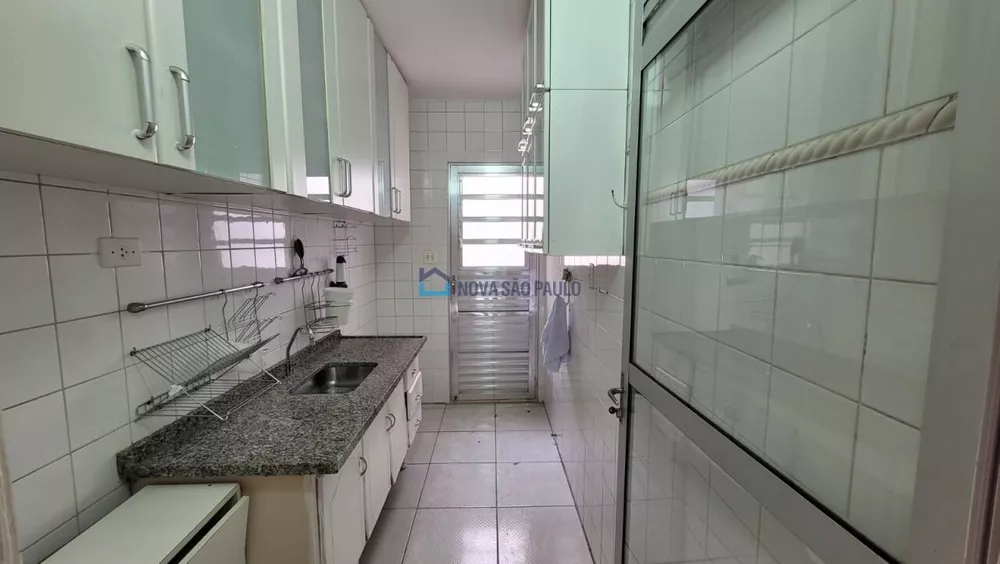 Casa à venda com 2 quartos, 120m² - Foto 4