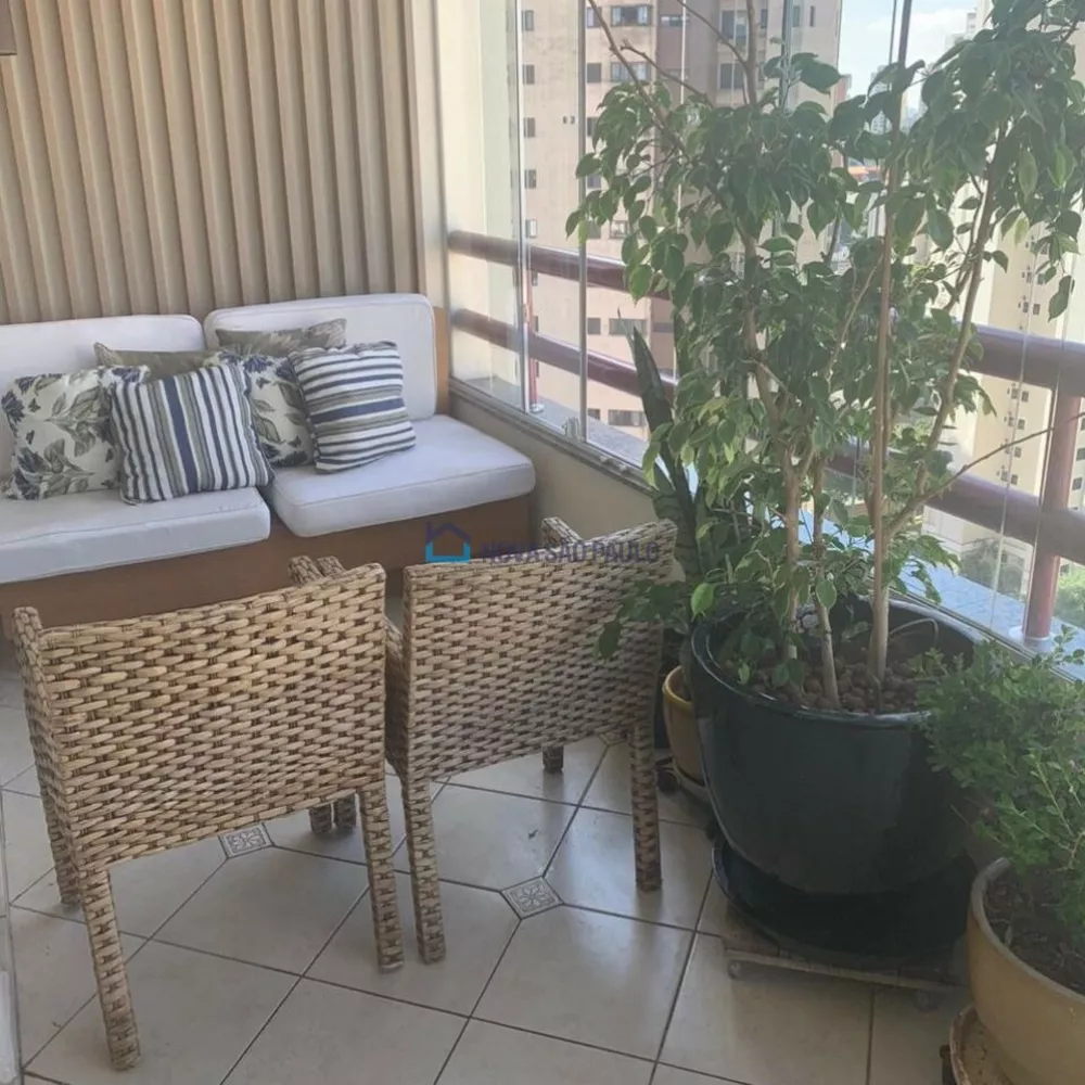 Apartamento à venda com 3 quartos, 154m² - Foto 4