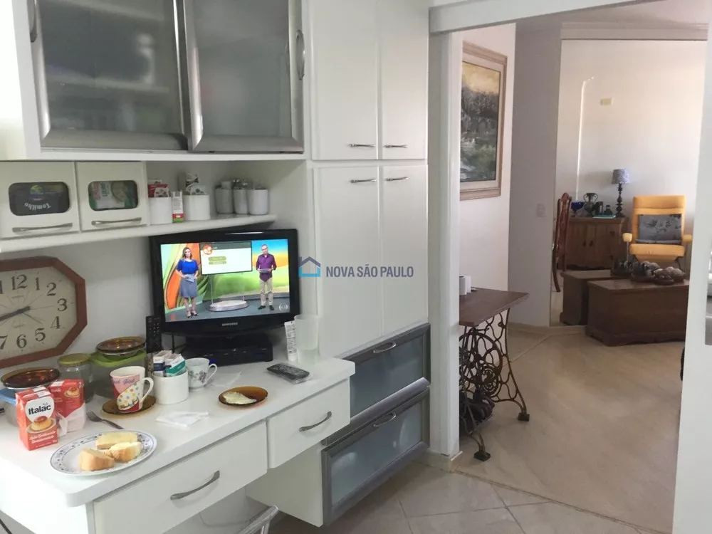 Apartamento à venda com 3 quartos, 94m² - Foto 4