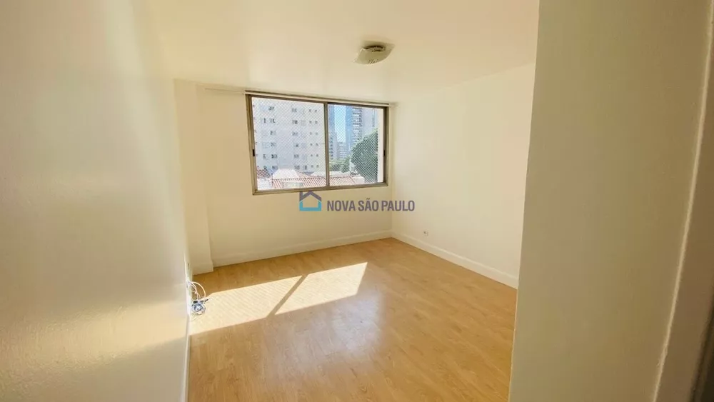 Apartamento à venda com 2 quartos, 67m² - Foto 3