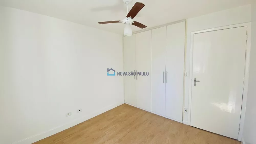 Apartamento à venda com 2 quartos, 67m² - Foto 4