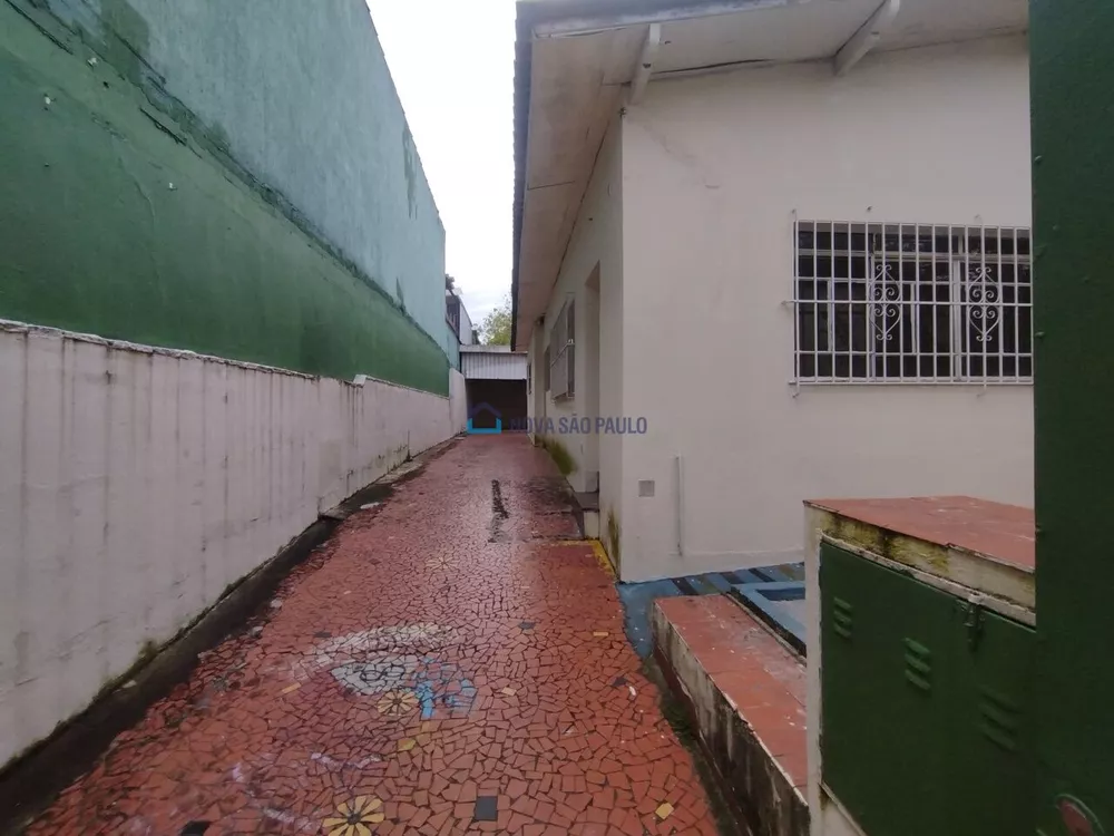 Casa Comercial à venda com 8 quartos, 570m² - Foto 1