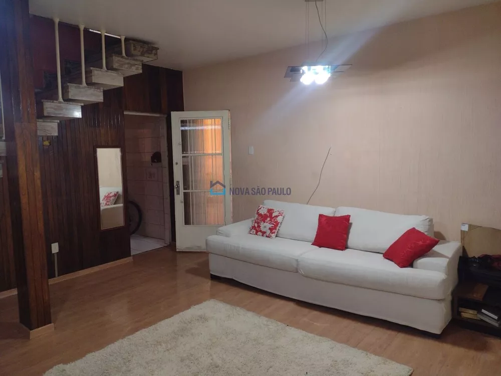 Casa para alugar com 6 quartos, 172m² - Foto 3