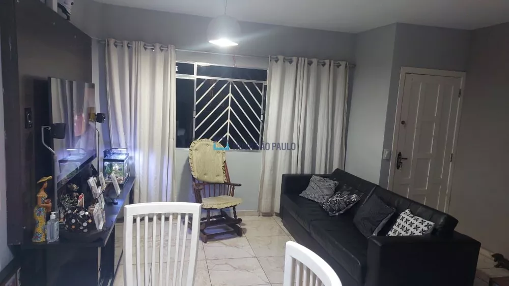 Casa à venda com 3 quartos, 100m² - Foto 1