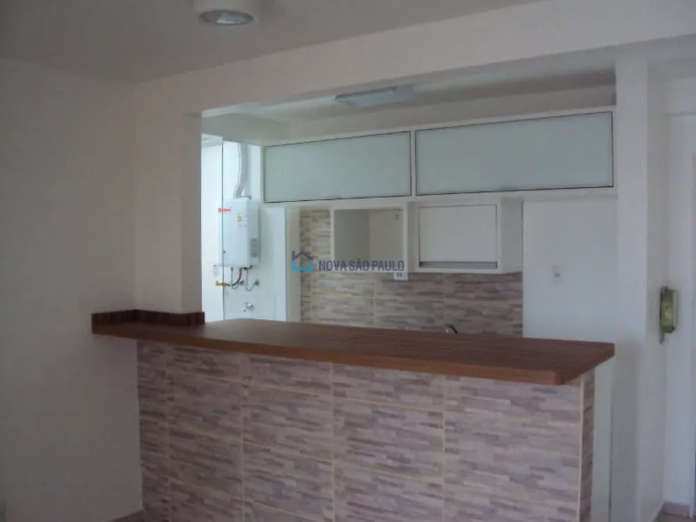 Apartamento à venda com 3 quartos, 69m² - Foto 4