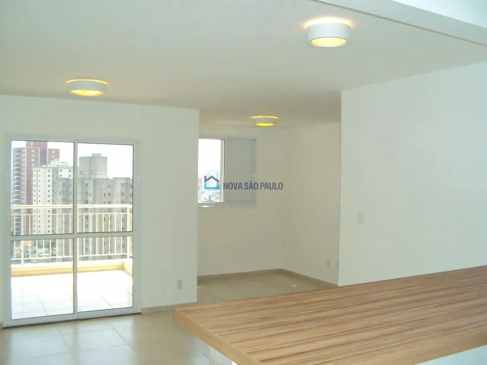 Apartamento à venda com 3 quartos, 69m² - Foto 1