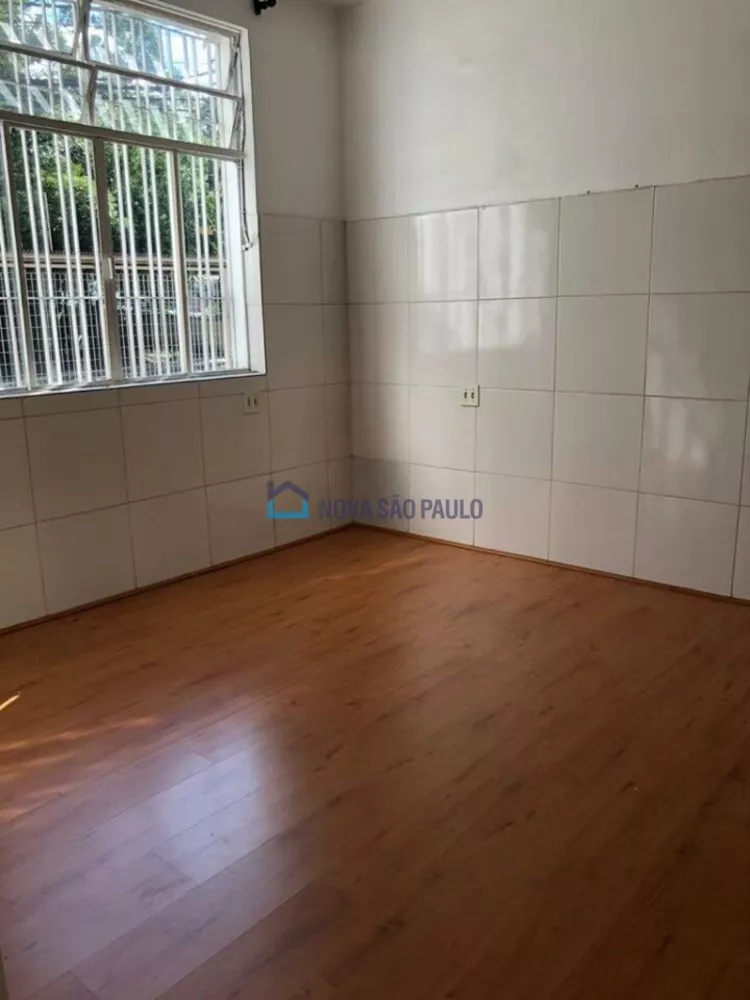 Casa para alugar com 4 quartos, 241m² - Foto 5