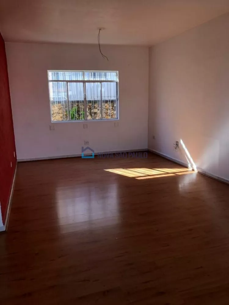 Casa para alugar com 4 quartos, 241m² - Foto 8