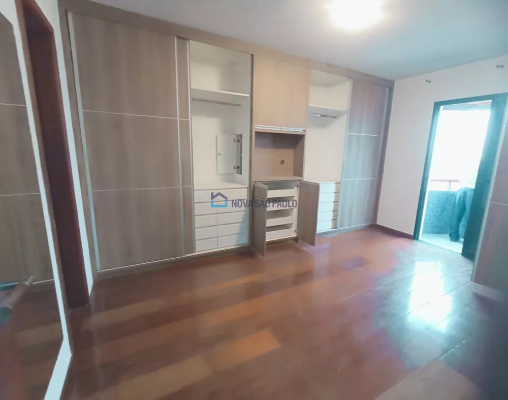 Apartamento à venda com 3 quartos, 230m² - Foto 4