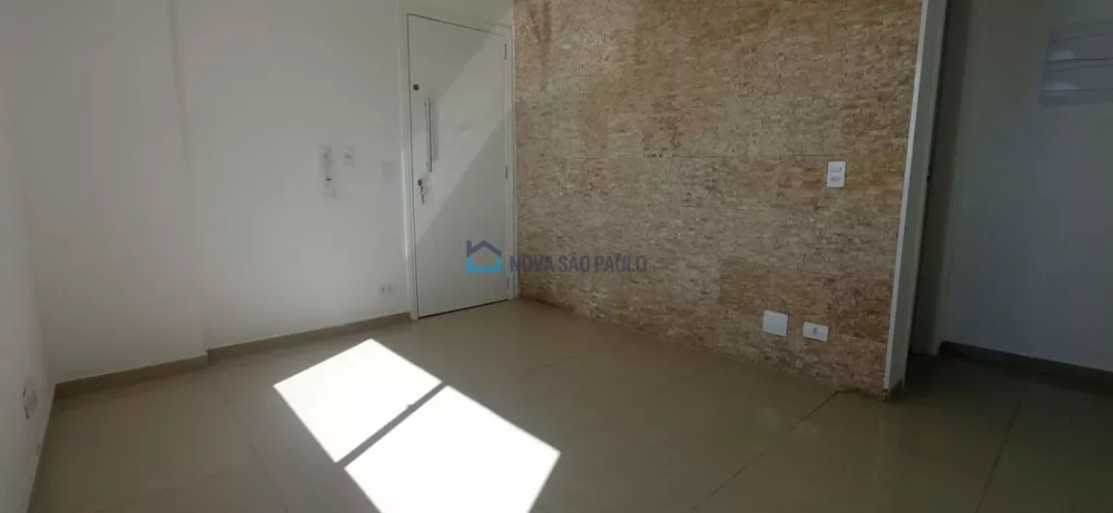 Apartamento à venda com 1 quarto, 40m² - Foto 4