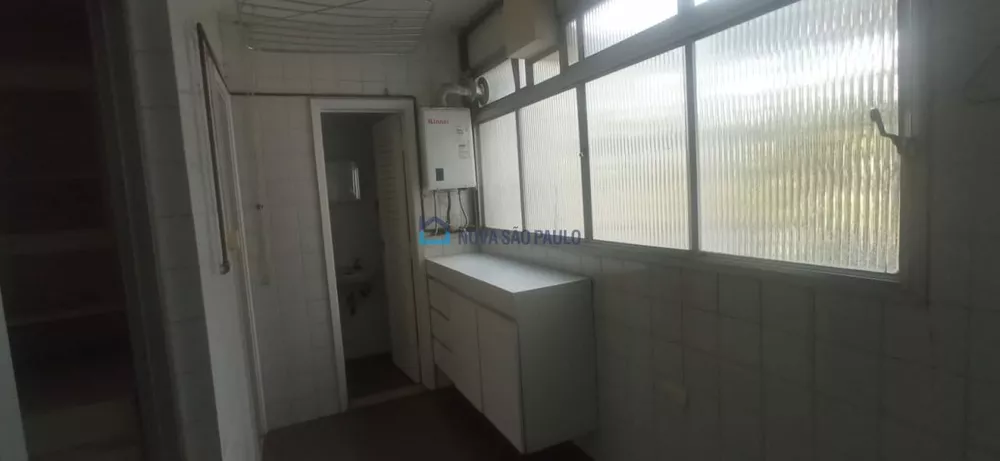 Apartamento à venda com 3 quartos, 130m² - Foto 5