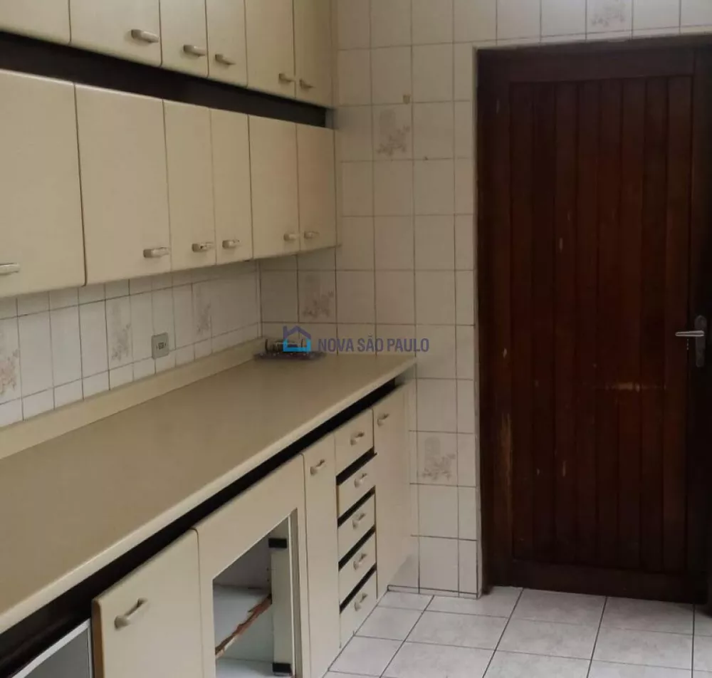 Casa à venda com 3 quartos, 190m² - Foto 4