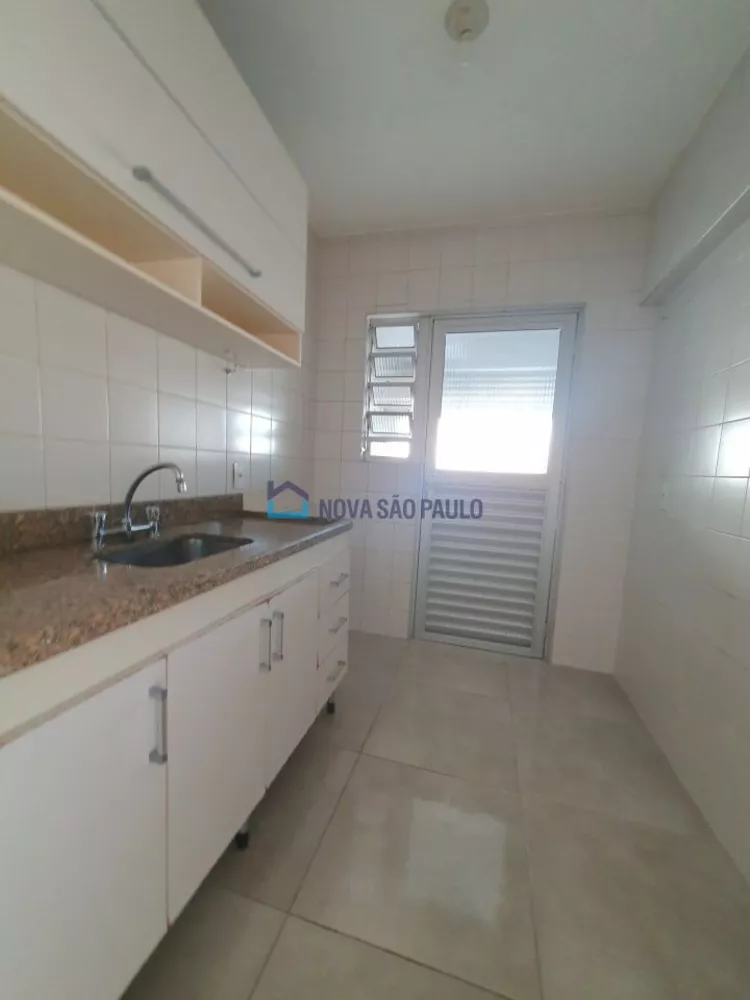 Apartamento à venda com 3 quartos, 75m² - Foto 6