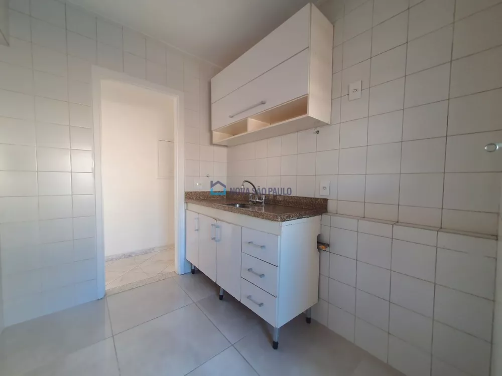 Apartamento à venda com 3 quartos, 75m² - Foto 8