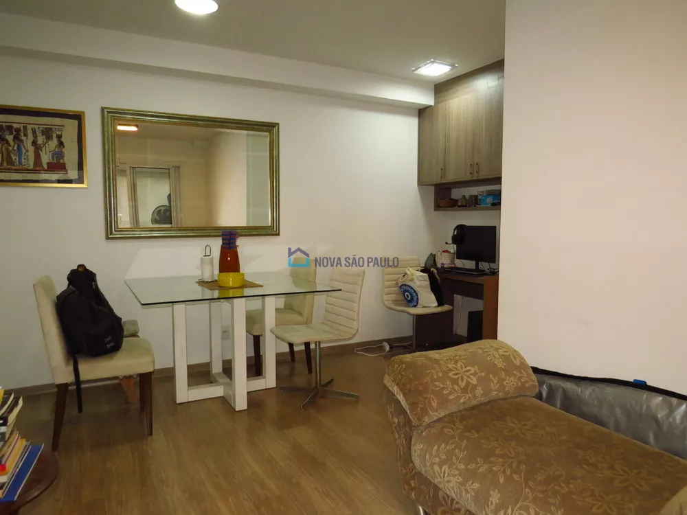 Apartamento à venda com 2 quartos, 61m² - Foto 3