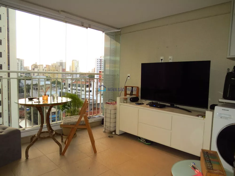 Apartamento à venda com 2 quartos, 61m² - Foto 2